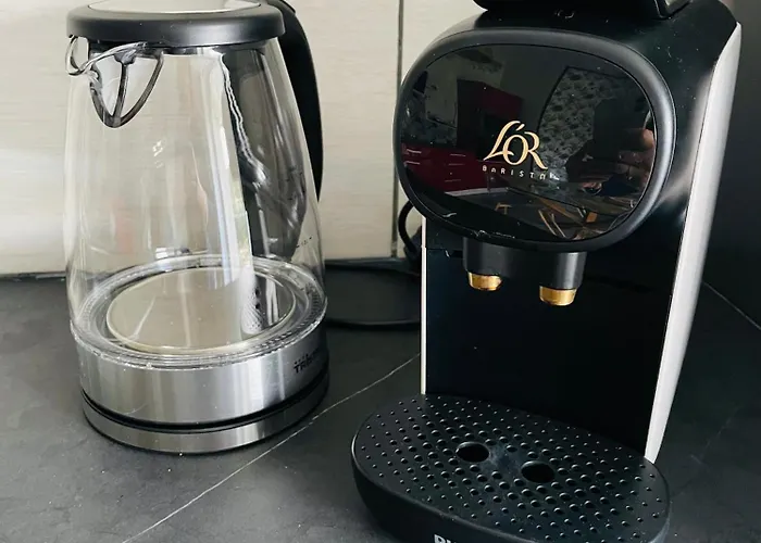 L Entre Deux Charentes Montils